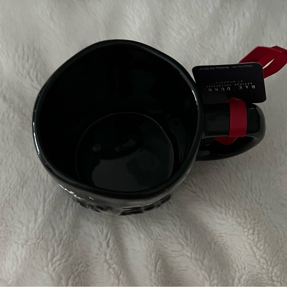 Harry Potter Hogwarts Christmas Mug NWT - Picture 3 of 4